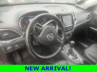 2019 Jeep Cherokee, $19490. Photo 10
