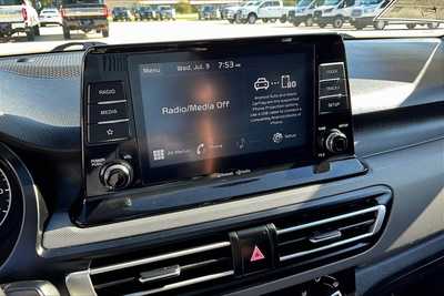 2021 Kia Seltos, $13590. Photo 11
