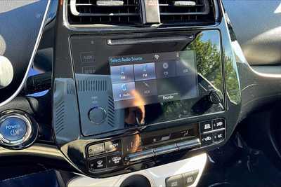 2017 Toyota Prius, $19980. Photo 12