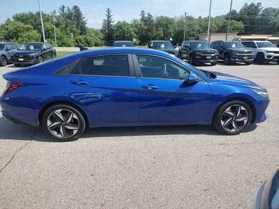 2023 Hyundai Elantra, $17290. Photo 7