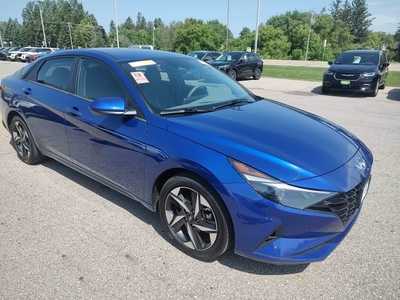 2023 Hyundai Elantra, $17290. Photo 8