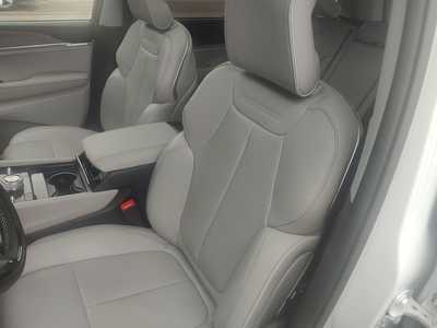 2023 Jeep Grand Cherokee, $42990. Photo 11