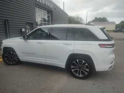 2023 Jeep Grand Cherokee, $42990. Photo 9