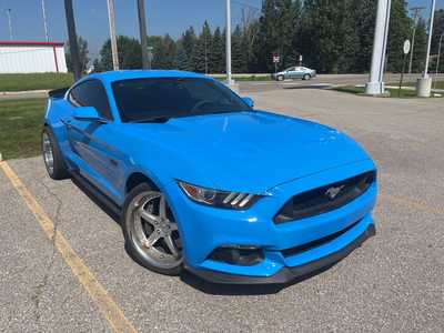 2017 Ford Mustang, $29990. Photo 2
