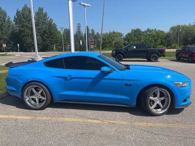 2017 Ford Mustang, $29990. Photo 3