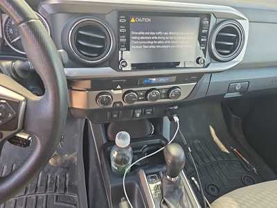 2022 Toyota Tacoma, $35990. Photo 12