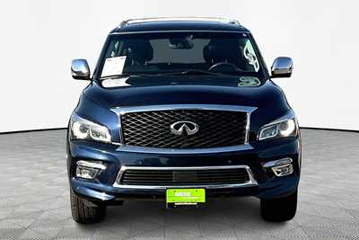 2015 Infiniti QX80, $9990. Photo 2