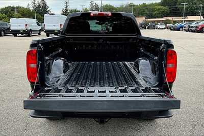 2022 Chevrolet Colorado Crew Cab, $25490. Photo 9