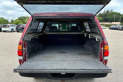 2002 Toyota Tundra Ext Cab, $8250. Photo 8