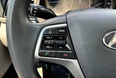2017 Hyundai Elantra, $14980. Photo 12