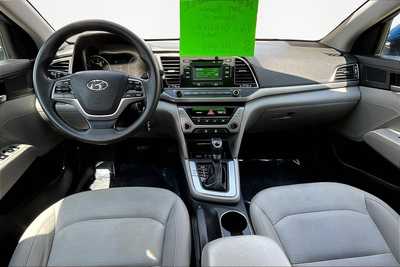 2017 Hyundai Elantra, $14980. Photo 9