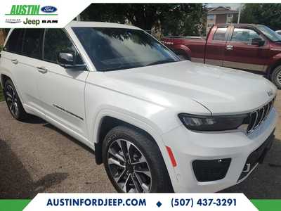 2022 Jeep Grand Cherokee, $39490. Photo 3