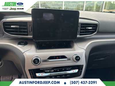 2023 Ford Explorer, $. Photo 8