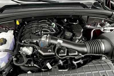 2025 Jeep Grand Cherokee, $43388. Photo 12