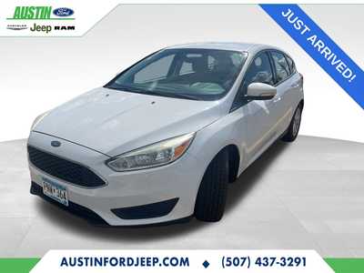 2015 Ford Focus, $6390. Photo 1