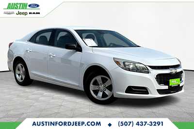 2015 Chevrolet Malibu, $11990. Photo 3