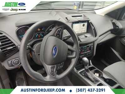2017 Ford Escape, $13900. Photo 2