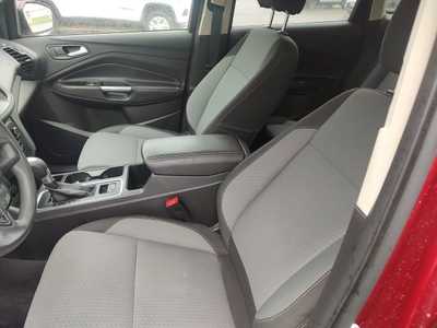 2017 Ford Escape, $13900. Photo 8
