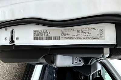 2025 Jeep Grand Cherokee L, $43666. Photo 12