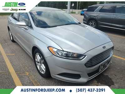 2016 Ford Fusion, $11190. Photo 3
