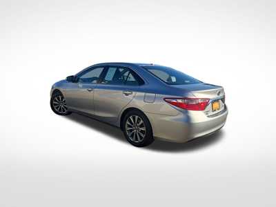 2015 Toyota Camry, $17980. Photo 3