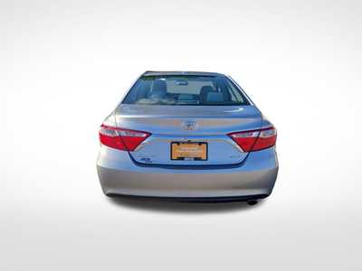 2015 Toyota Camry, $17980. Photo 4