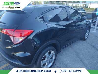 2017 Honda HR-V, $16590. Photo 6