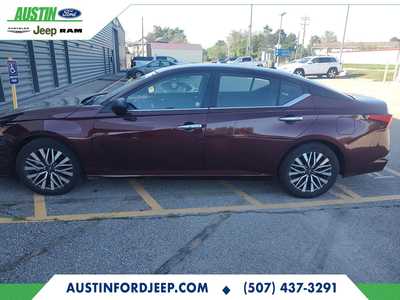 2024 Nissan Altima, $19990. Photo 2