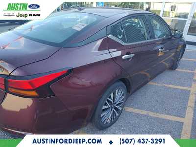 2024 Nissan Altima, $19990. Photo 5