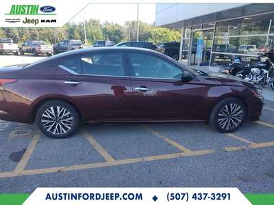 2024 Nissan Altima, $19990. Photo 7