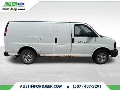 2008 Chevrolet Van,Cargo, $. Photo 3