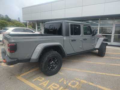 2021 Jeep Gladiator, $35720. Photo 5