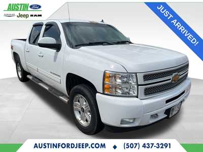 2013 Chevrolet 1500 Crew Cab, $14500. Photo 1