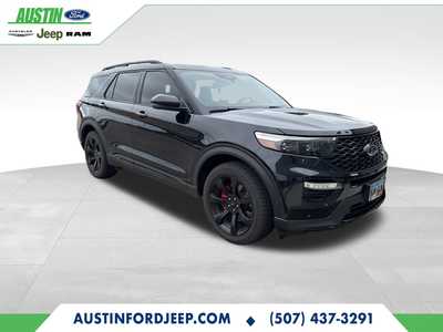 2020 Ford Explorer, $31490. Photo 2