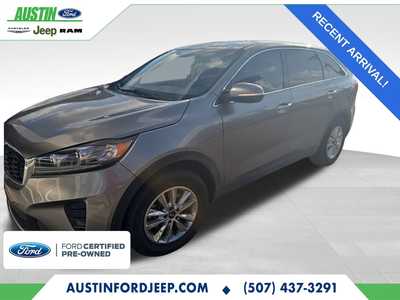 2019 Kia Sorento, $11980. Photo 1