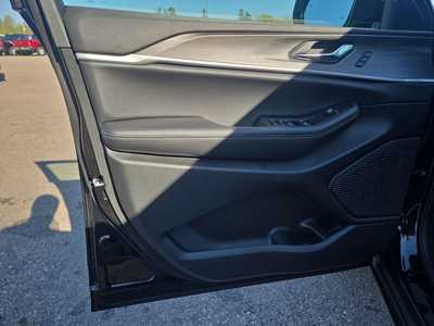 2025 Jeep Grand Cherokee, $49284. Photo 11