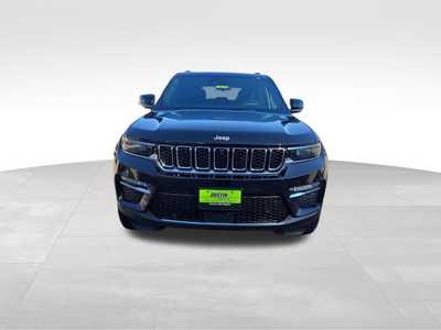 2025 Jeep Grand Cherokee, $49284. Photo 9