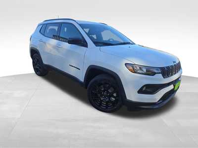 2026 Jeep Compass, $28815. Photo 8