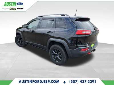 2017 Jeep Cherokee, $10490. Photo 3