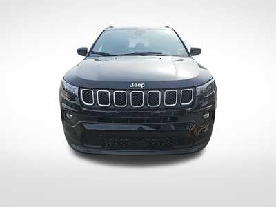 2024 Jeep Compass, $22690. Photo 8
