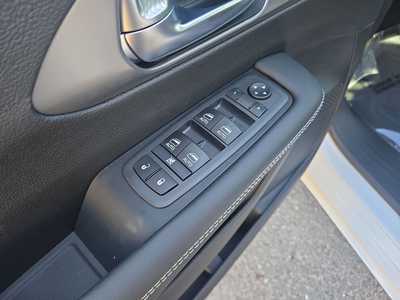 2026 Chrysler Pacifica, $44527. Photo 12