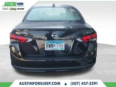 2021 Nissan Versa, $13990. Photo 4