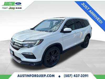 2018 Honda Pilot, $22250. Photo 1