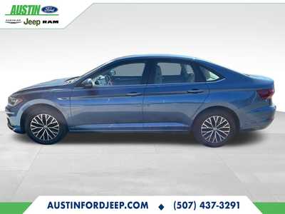 2019 Volkswagen Jetta, $16925. Photo 8