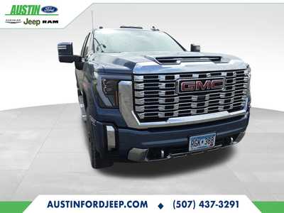 2024 GMC 2500 Crew Cab, $74980. Photo 2