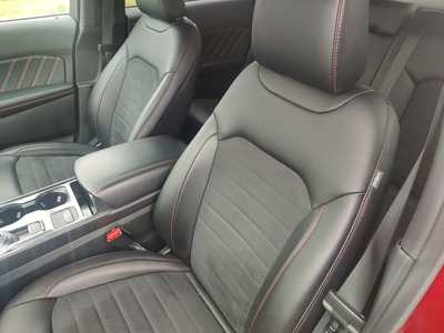 2021 Ford Edge, $25980. Photo 12