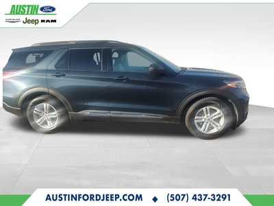2022 Ford Explorer, $25980. Photo 3