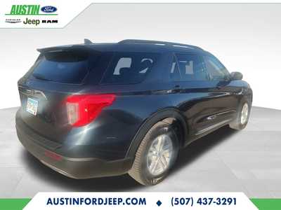 2022 Ford Explorer, $25980. Photo 4