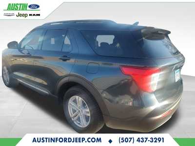 2022 Ford Explorer, $25980. Photo 6
