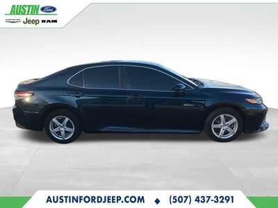 2018 Toyota Camry, $19100. Photo 6